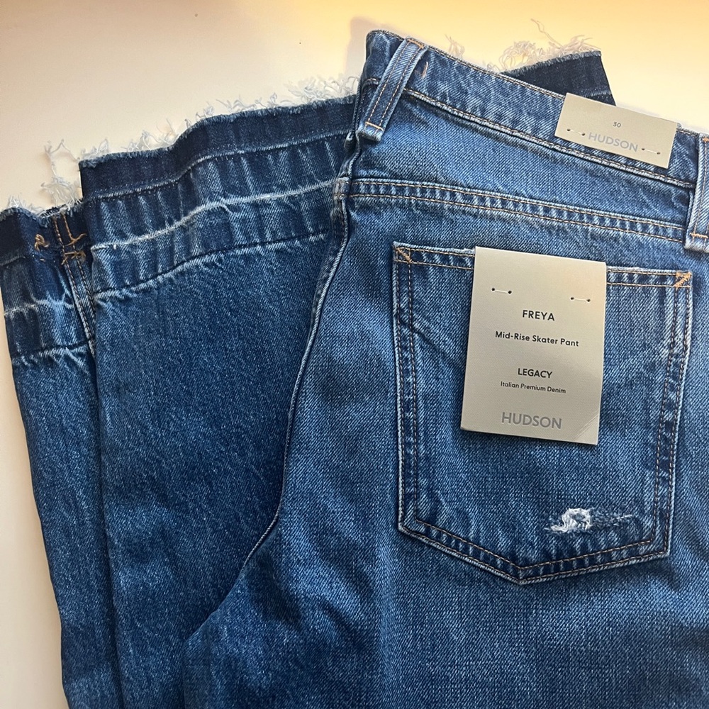 NWT Hudson Freya Mid-Rise Wide Leg Distressed Skater Jeans Sz 30 - Picture 12 of 16